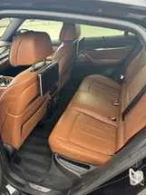 BMW – zadné kožené sedadlá po čistení – AKSO Detailing Pezinok